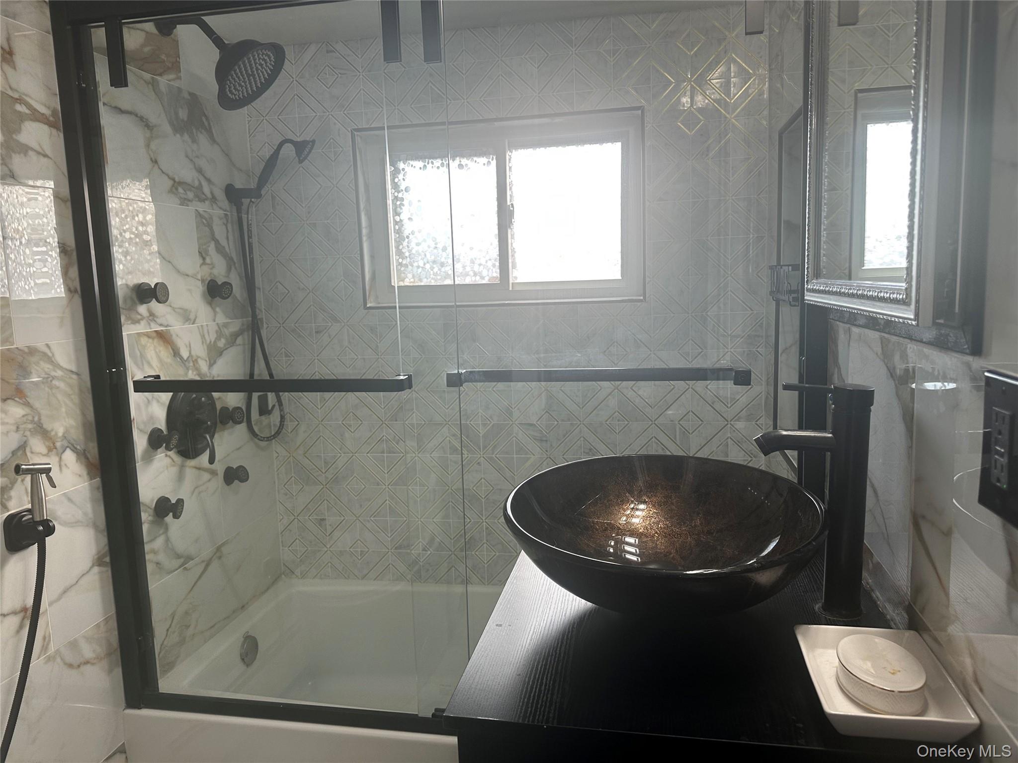 #11 photo, 524 JERUSLEM AVE, Hicksville , NY 11801