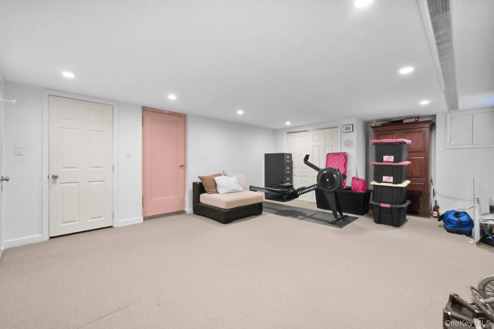 #12 photo, 79-09 260th Street, Floral Park , NY 11004