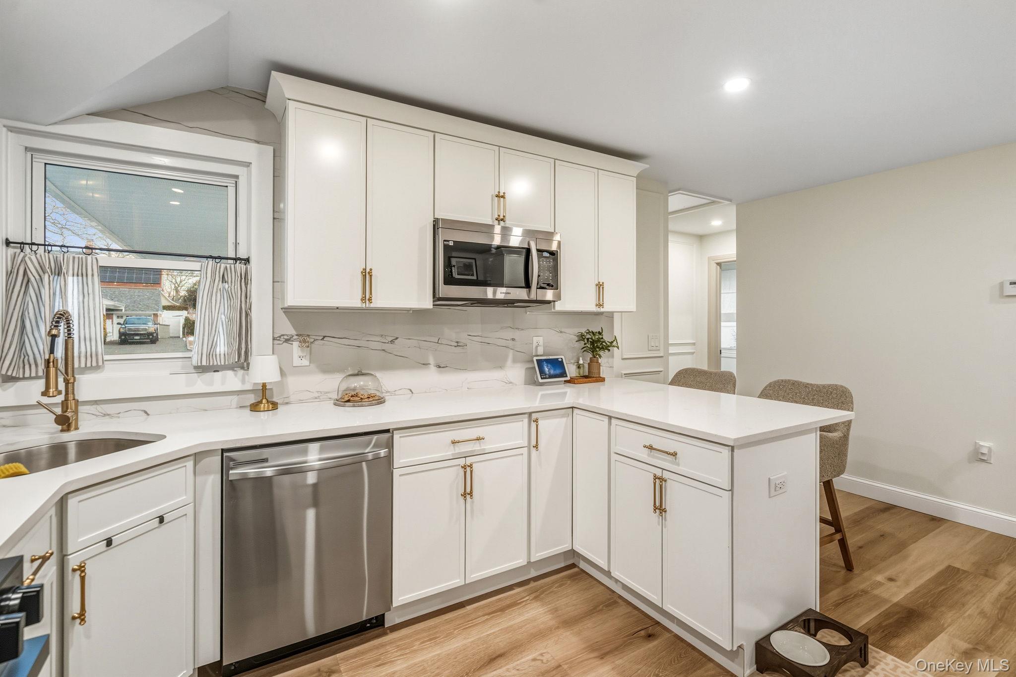 #15 photo, 118 Ketcham Avenue, सफ़ोक काउंटी Patchogue , NY 11772