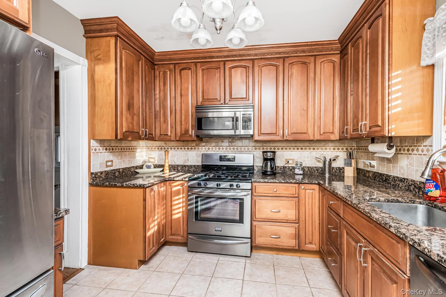 #4 photo, 32 Glover Avenue, Yonkers , NY 10704