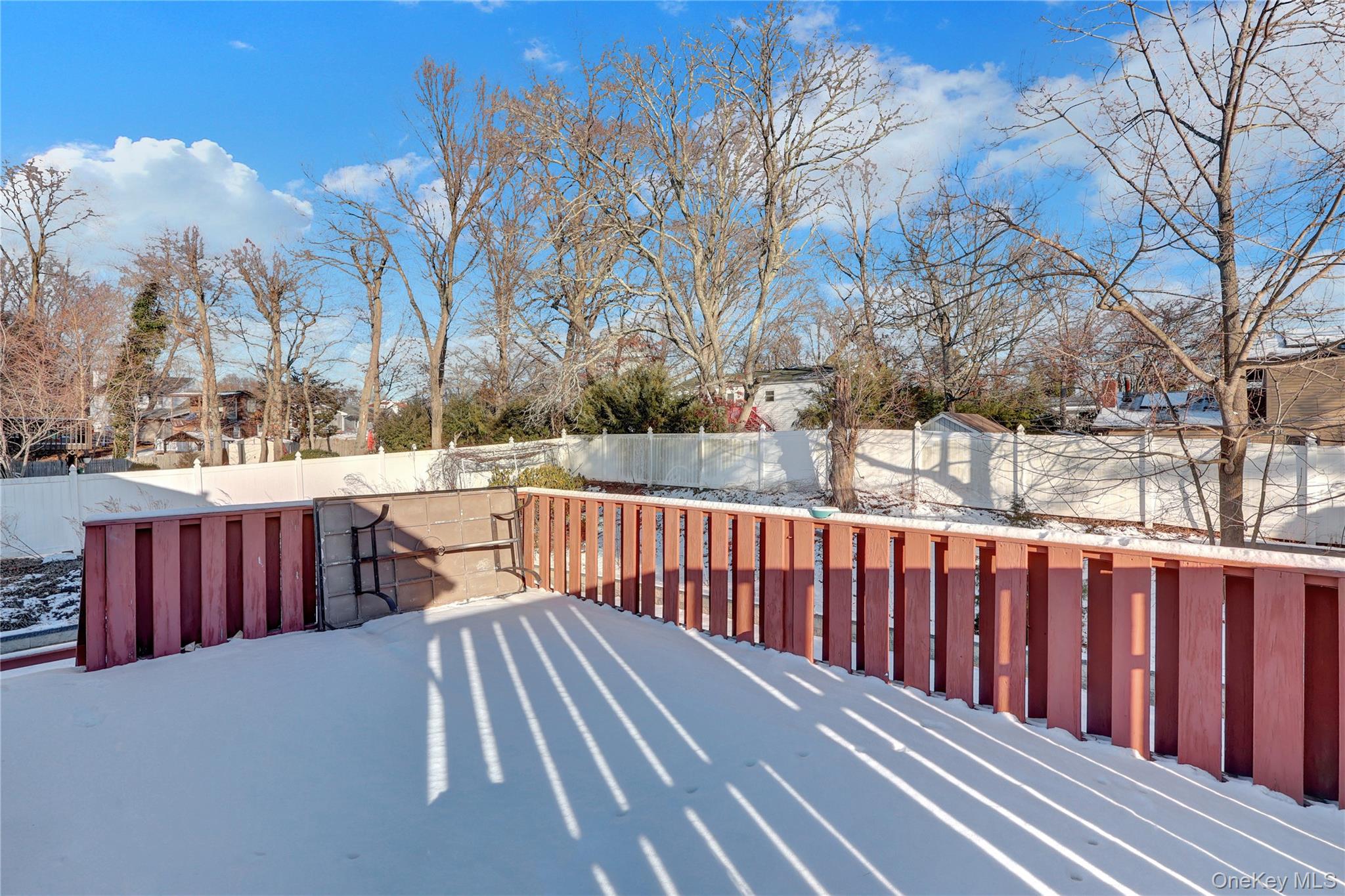 #7 photo, 97 Willow Street, מחוז סאפוק Wyandanch , NY 11798