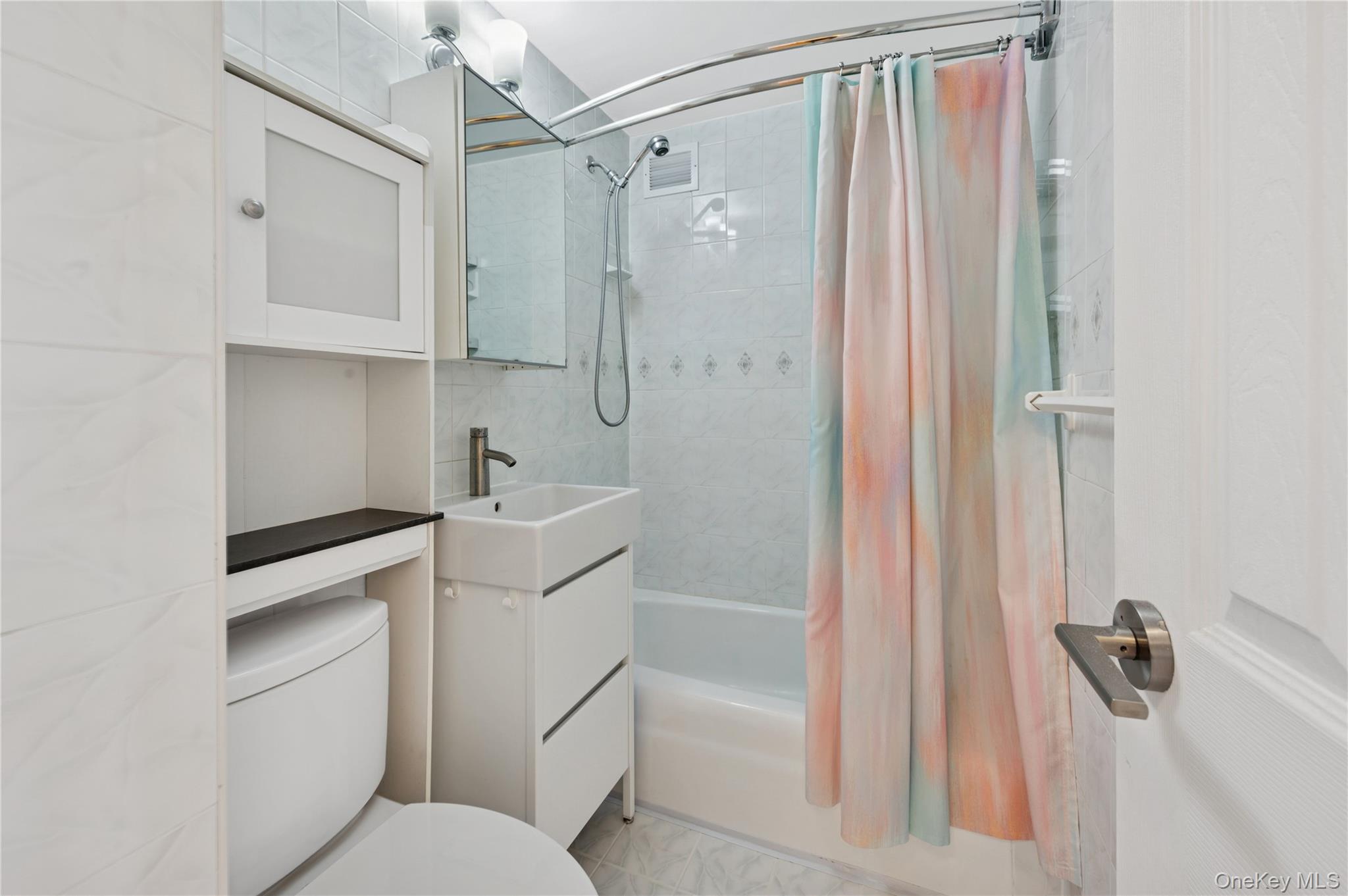 #13 photo, 3103 Fairfield Avenue, Бронкс ‖ Bronx , NY 10463