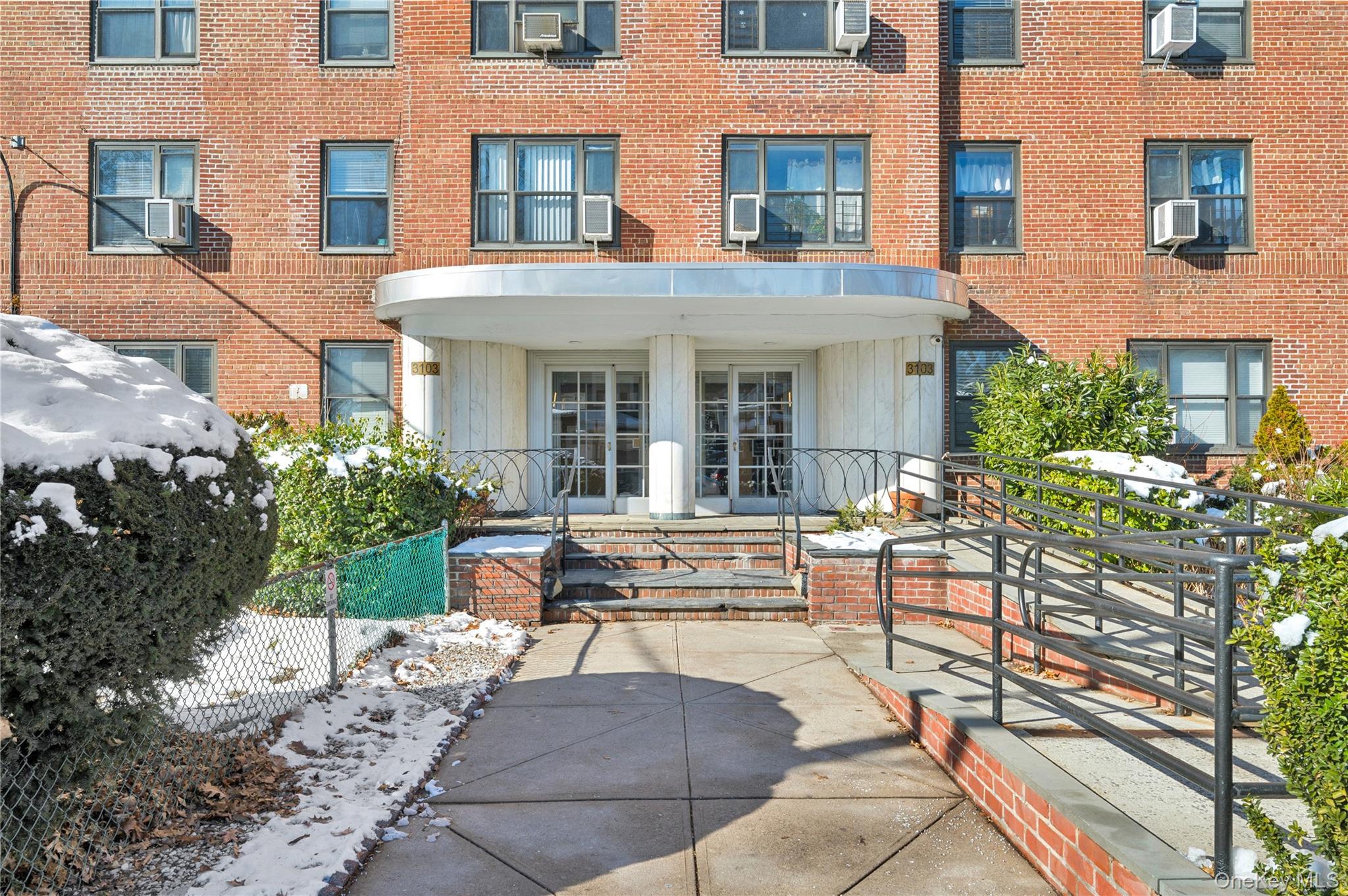 #20 photo, 3103 Fairfield Avenue, Bronx , NY 10463