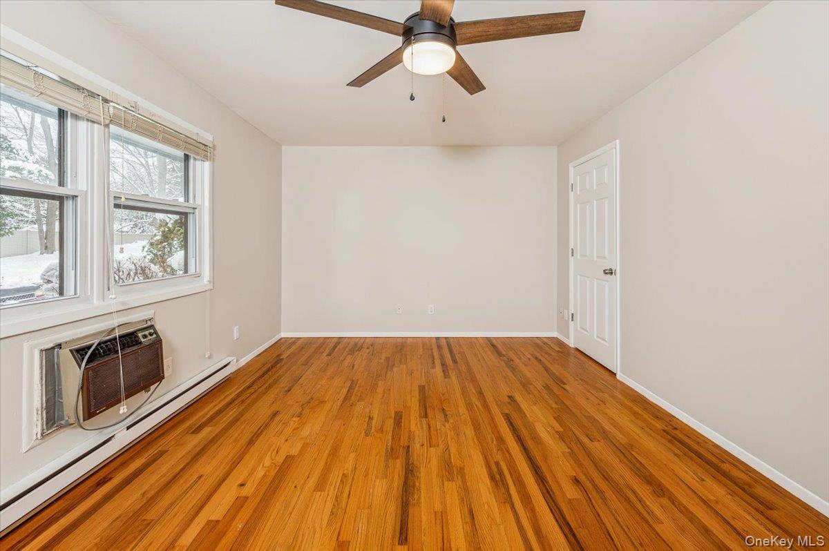 #11 photo, 3 Germonds Village, Bardonia , NY 10954