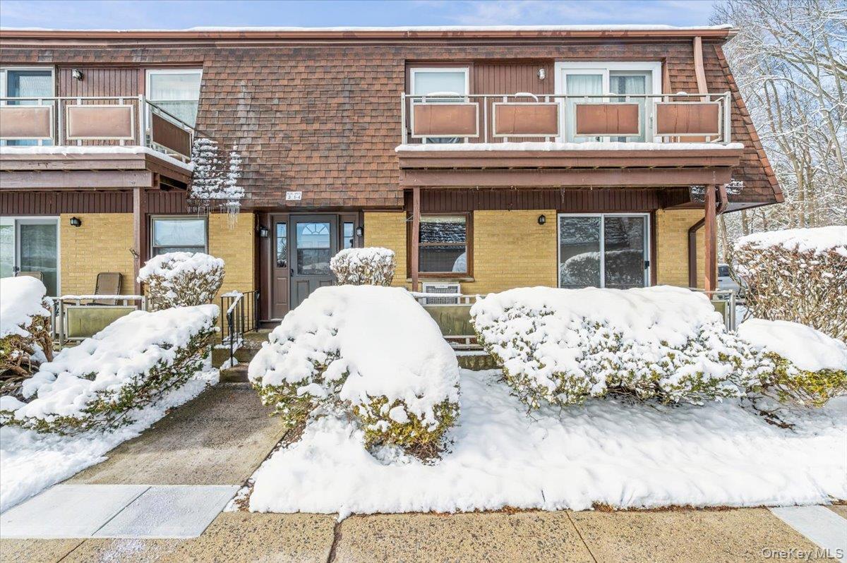 #14 photo, 3 Germonds Village, Bardonia , NY 10954