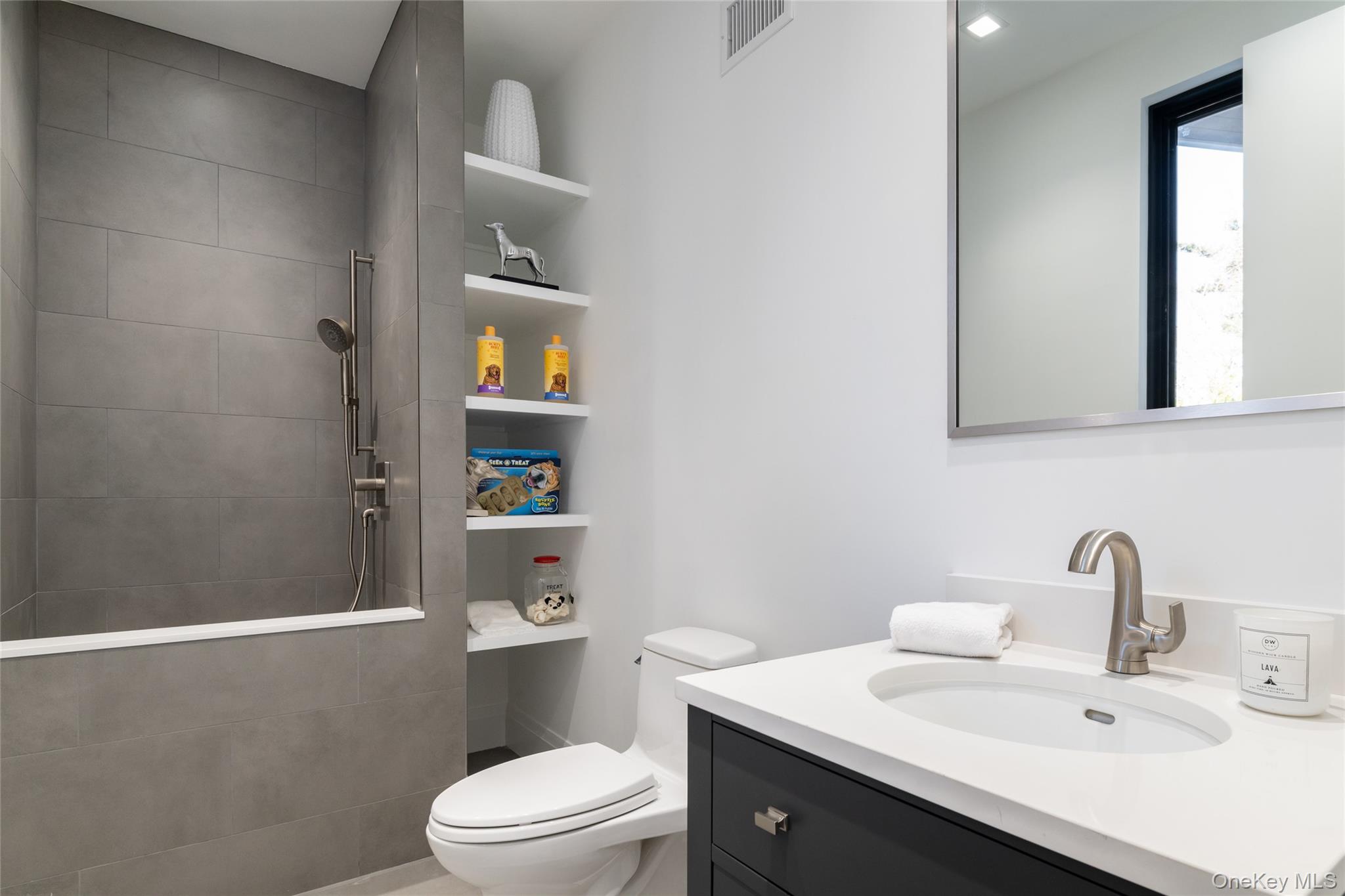 #18 photo, 144 Wendover Road, Rye , NY 10580