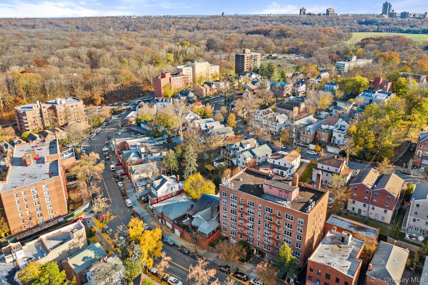 #19 photo, 5730 Mosholu Avenue, Bronx , NY 10471