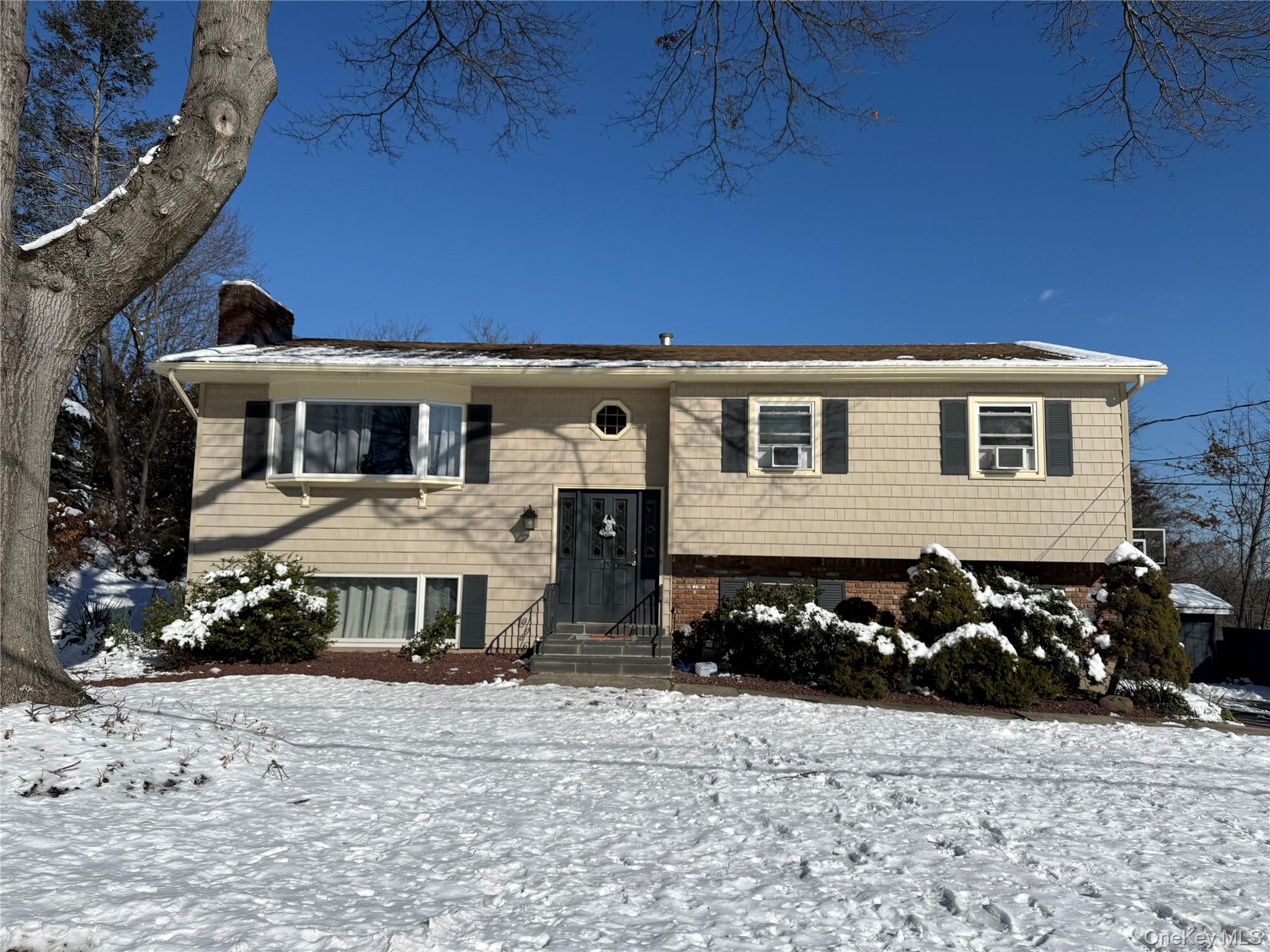 #2 photo, 135 Standish Drive, Pearl River , NY 10965