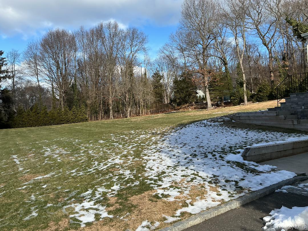 #2 photo, 9 TWIN CEDAR Lane, 롱 아일랜드 Northport , NY 11768