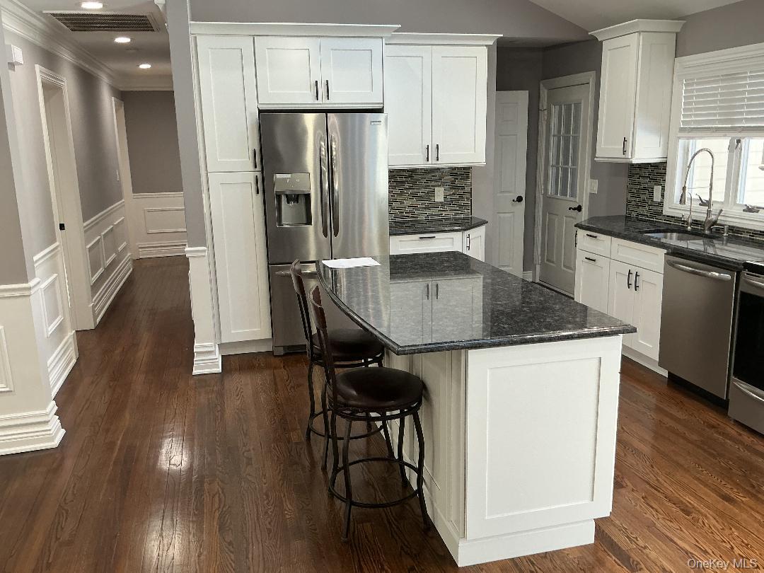 #4 photo, 9 TWIN CEDAR Lane, 롱 아일랜드 Northport , NY 11768