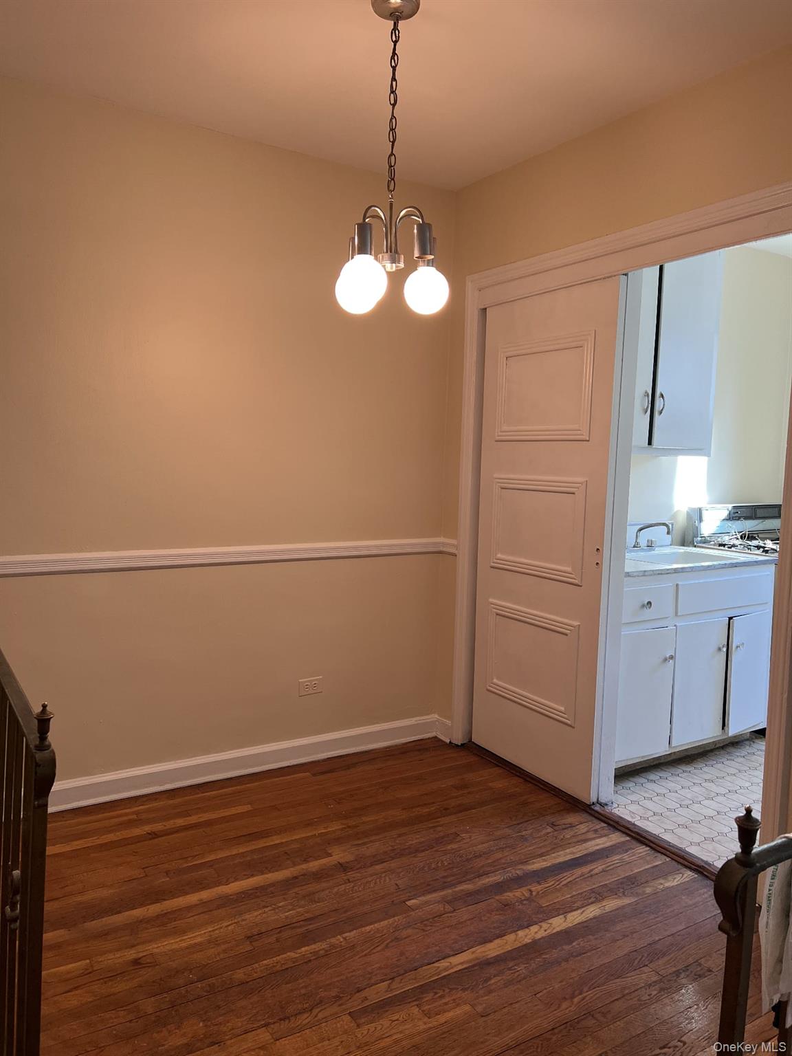 #1 photo, 69-60 108th Street, कुईंस Forest Hills , NY 11375