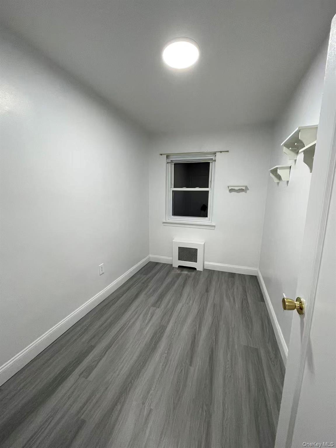 #2 photo, 19801 56th ave, कुईंस Fresh Meadows , NY 11365