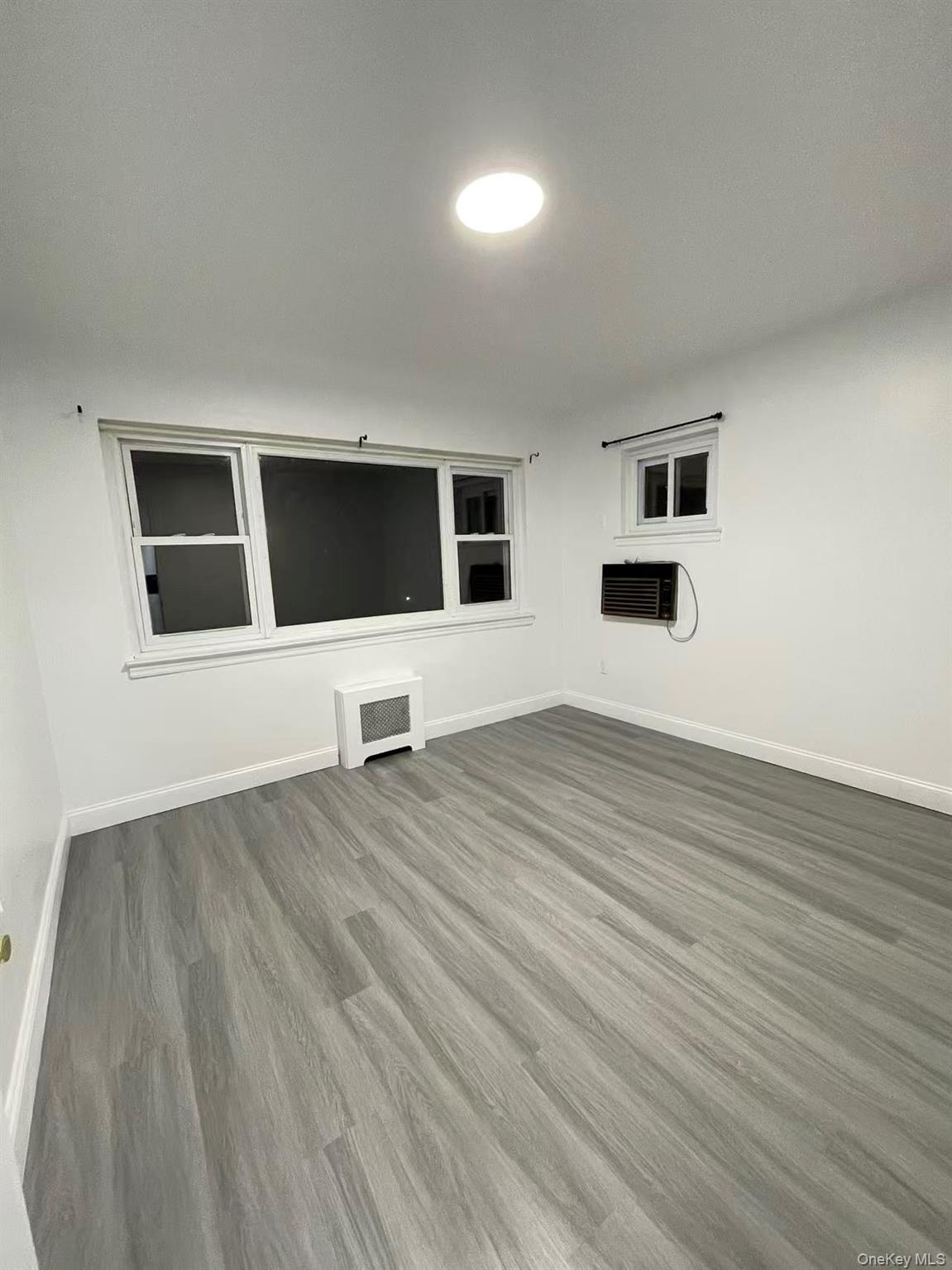 #9 photo, 19801 56th ave, कुईंस Fresh Meadows , NY 11365