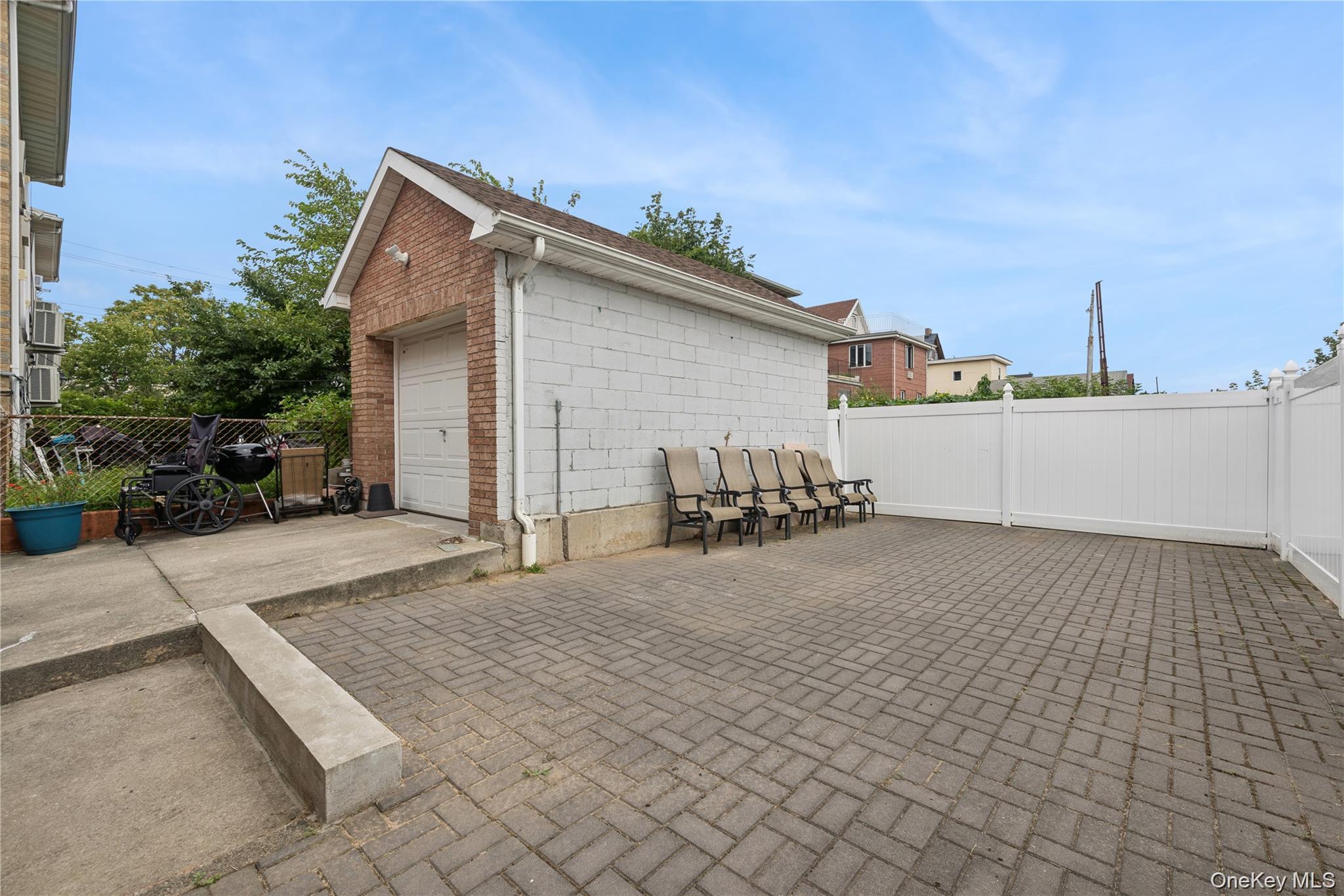 #13 photo, 61-31 136th Street, Flushing , NY 11367