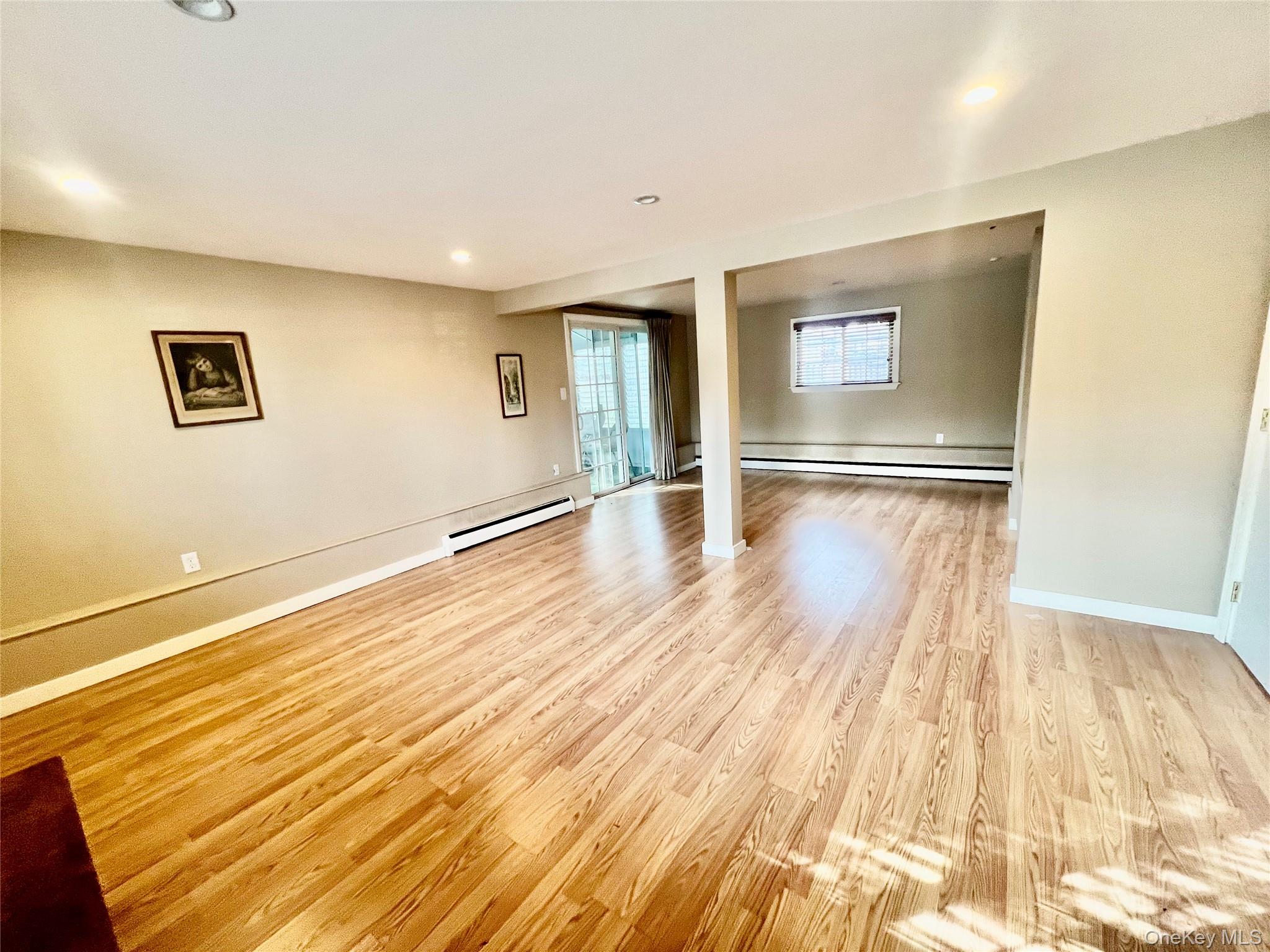 #11 photo, 366 Carvel Avenue, מחוז נסאו Cedarhurst , NY 11516