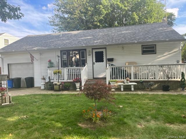 #1 photo, 330 florida Avenue, Copiague , NY 11726