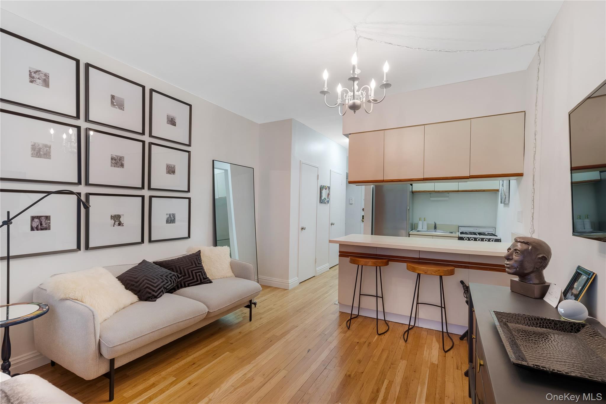 #5 photo, 444 E 87th Street, New York (Manhattan) , NY 10128