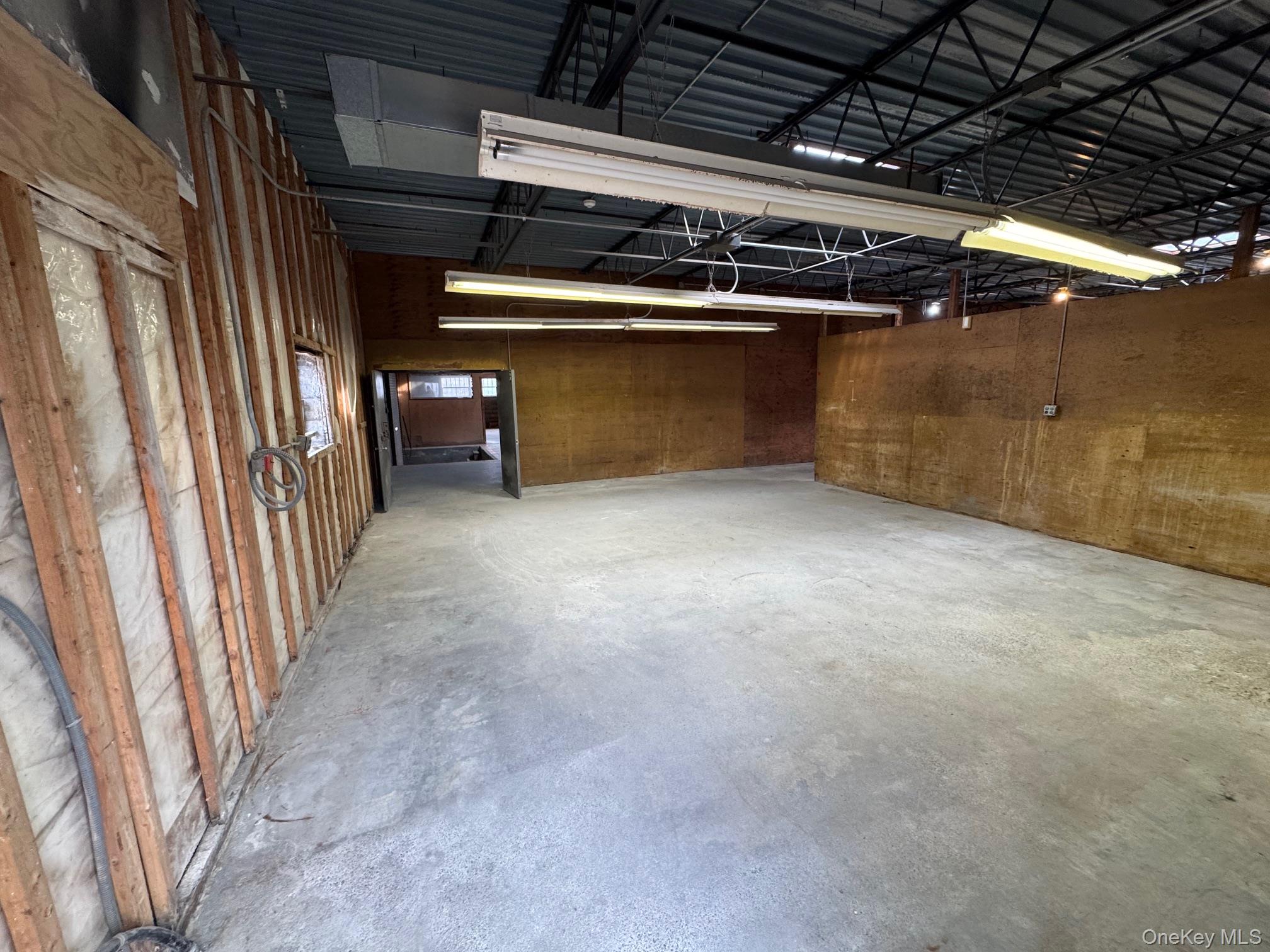 #4 photo, 32 Chichester Avenue, Center Moriches , NY 11934