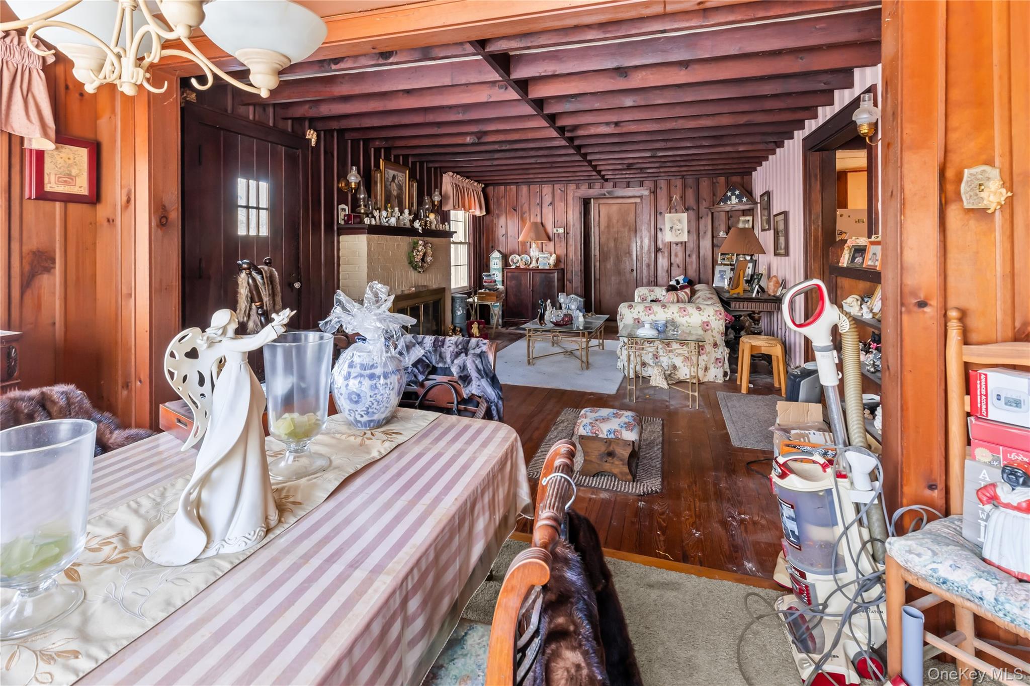 #11 photo, 32 Hillside Road, Stony Brook , NY 11790