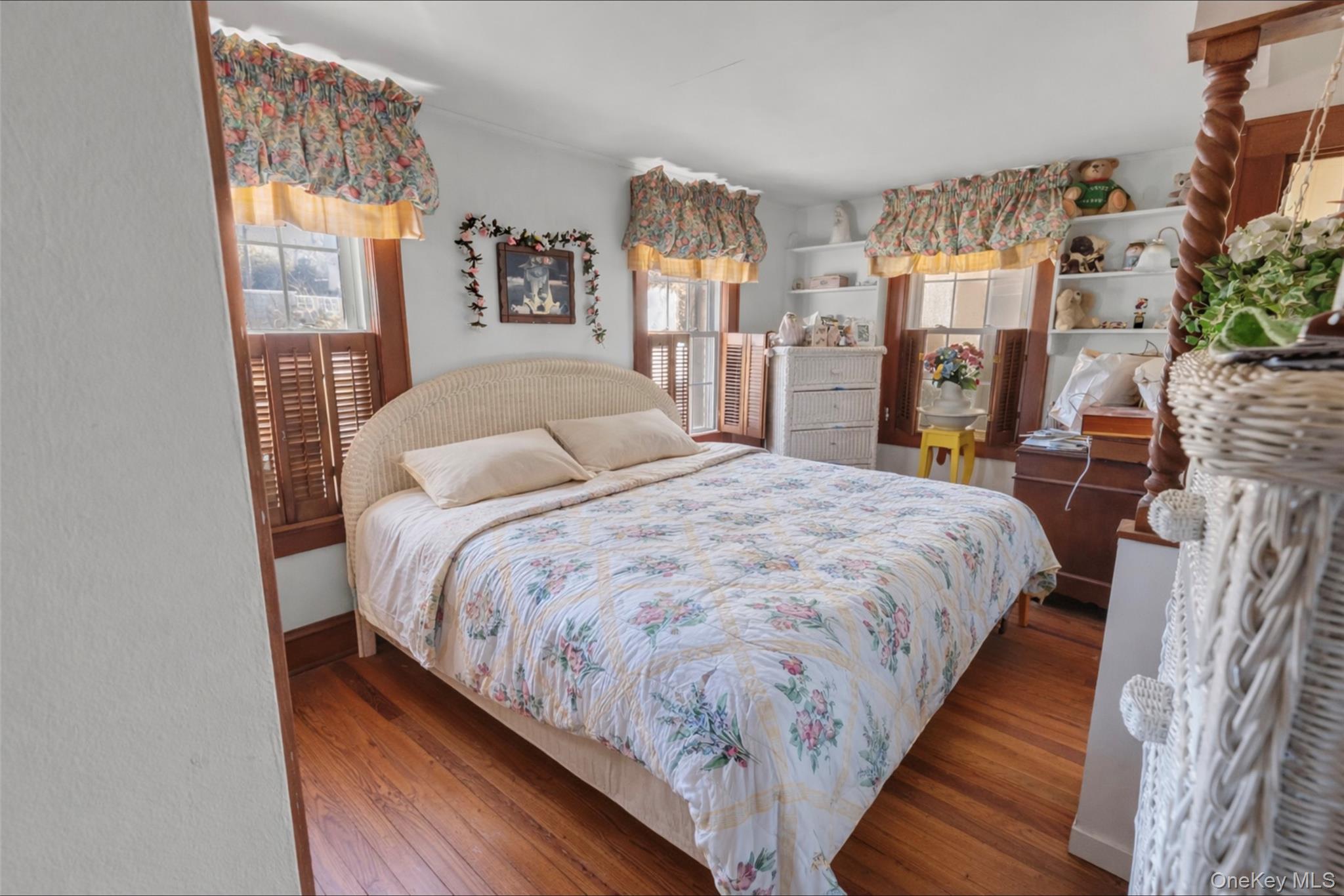 #14 photo, 32 Hillside Road, Stony Brook , NY 11790