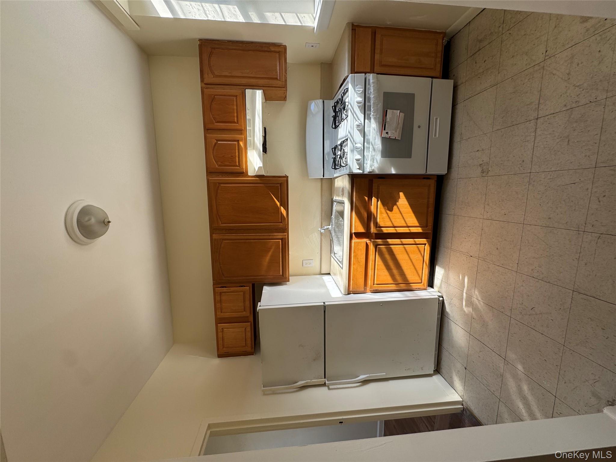 #8 photo, 928 belmont, 브루클린 Brooklyn , NY 11028