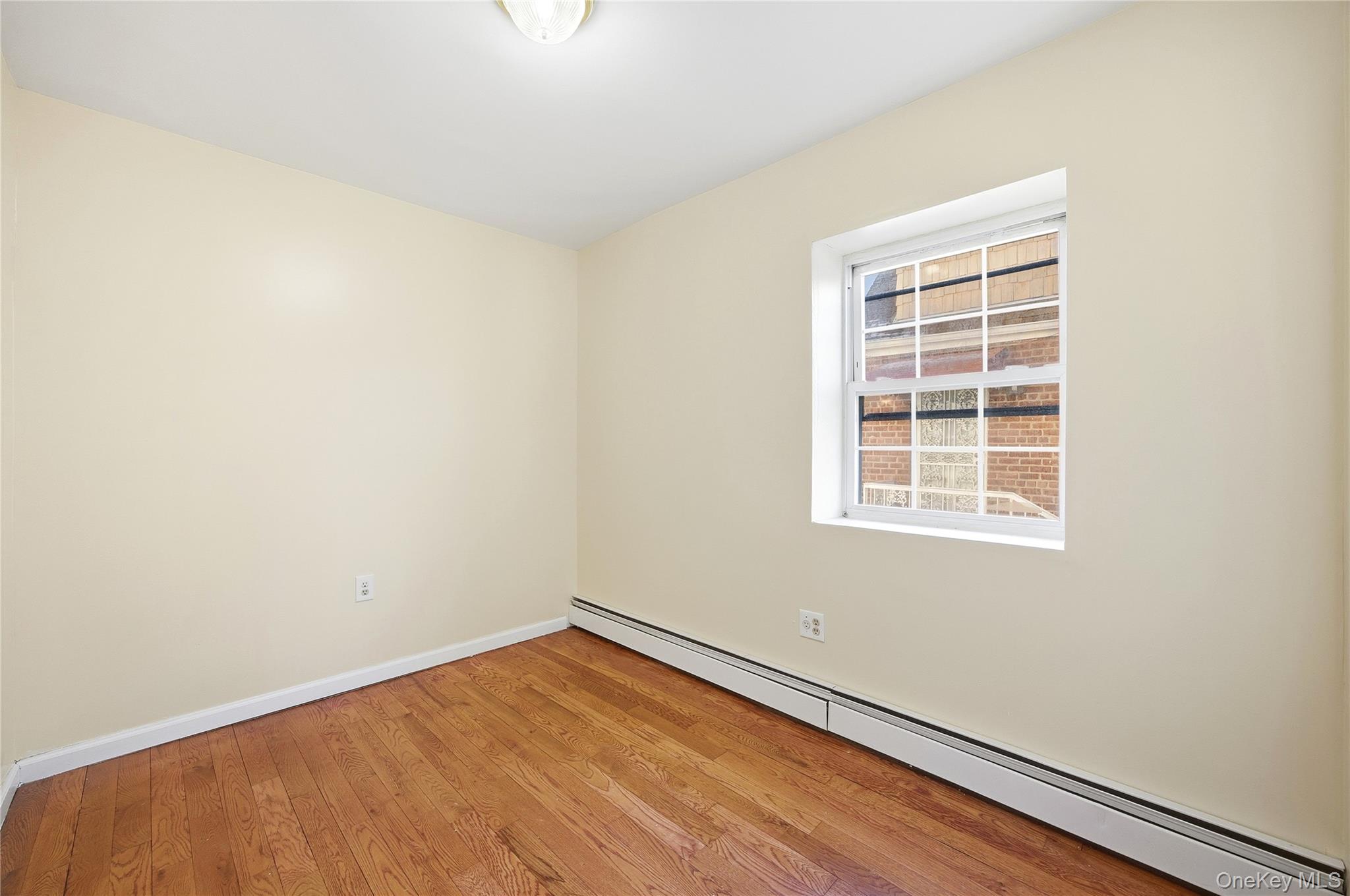 #12 photo, 13410 Farmers Boulevard, קווינס Jamaica , NY 11434