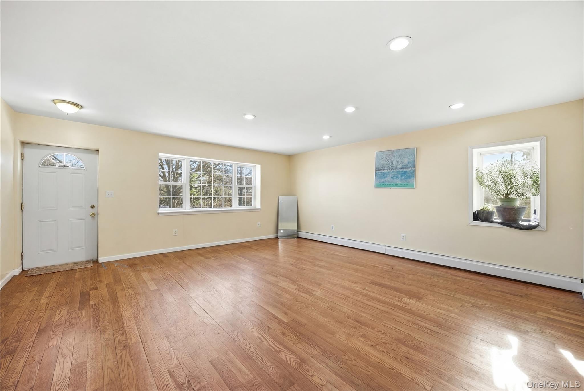 #17 photo, 13410 Farmers Boulevard, קווינס Jamaica , NY 11434