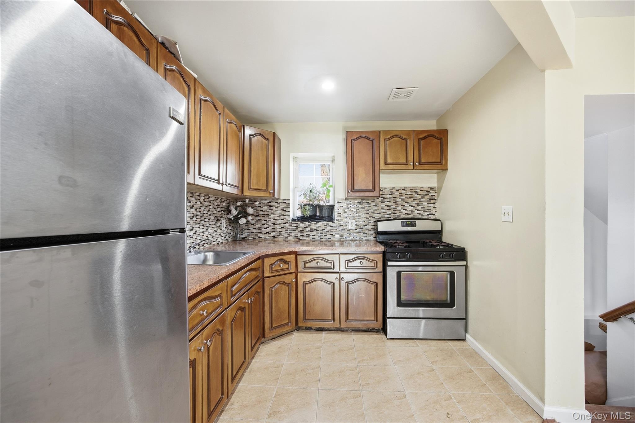 #20 photo, 13410 Farmers Boulevard, קווינס Jamaica , NY 11434