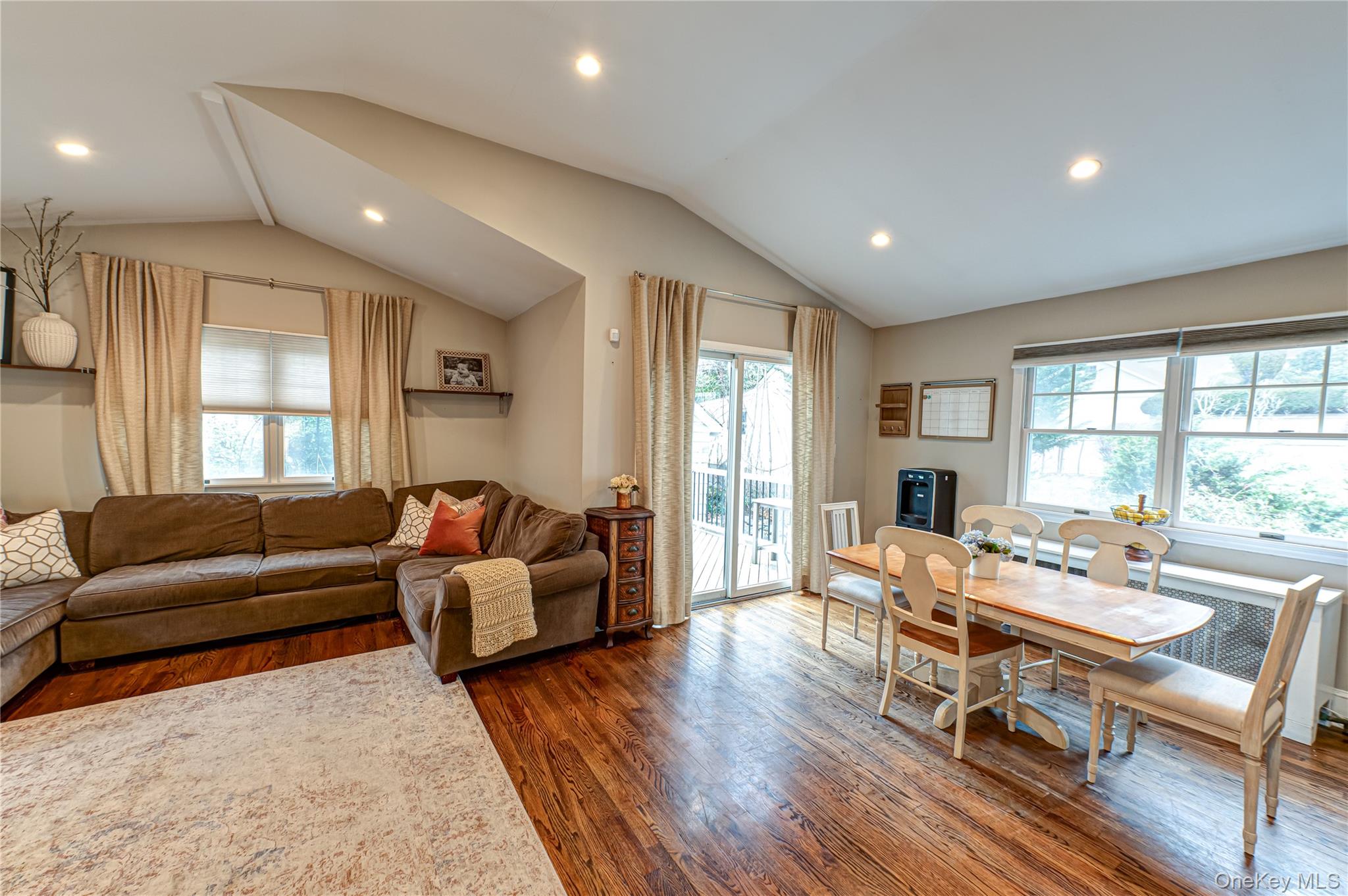 #11 photo, 75 Bar Beach Road, Нассау ‖ Port Washington , NY 11050