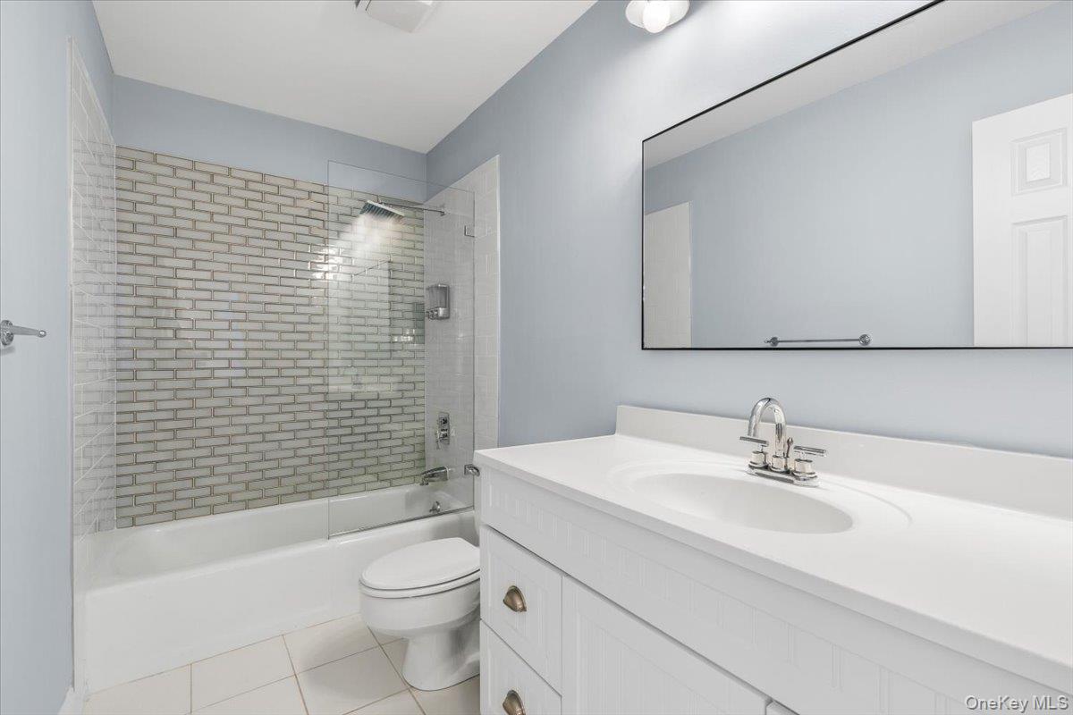 #14 photo, 23 Waters Edge, Chappaqua , NY 10514