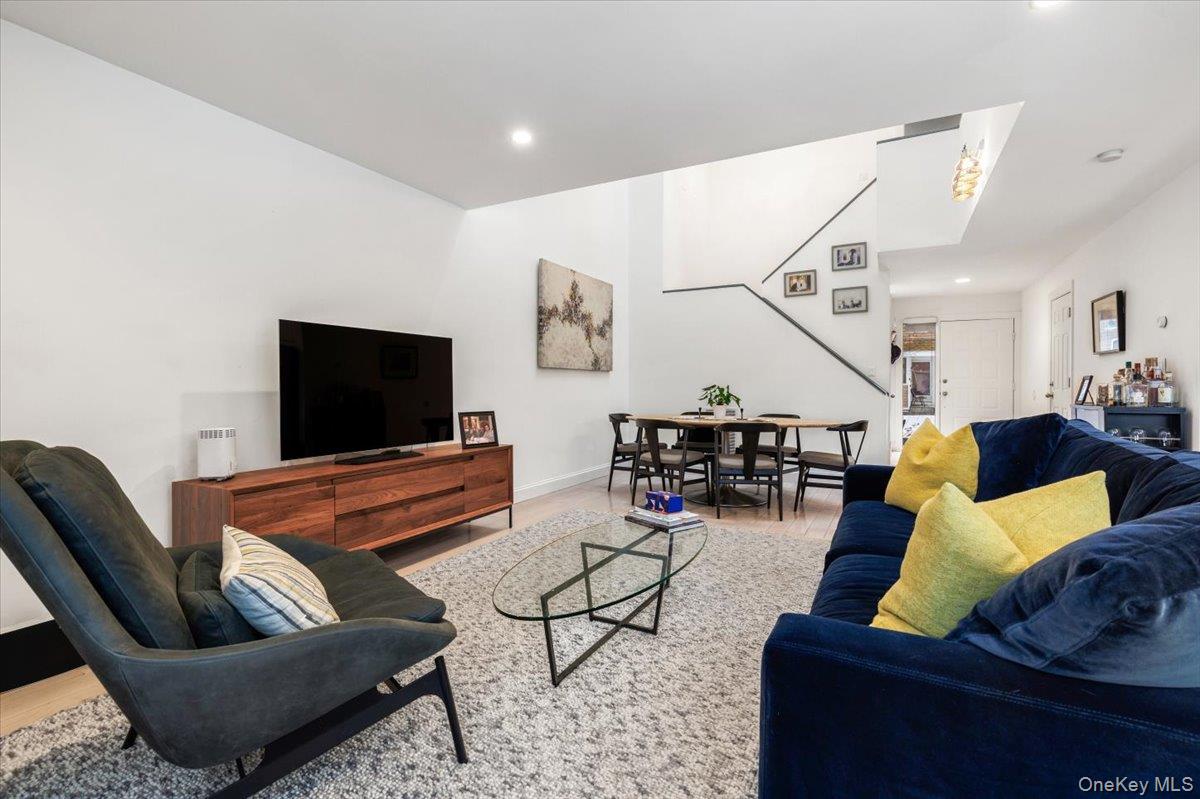 #5 photo, 23 Waters Edge, Chappaqua , NY 10514