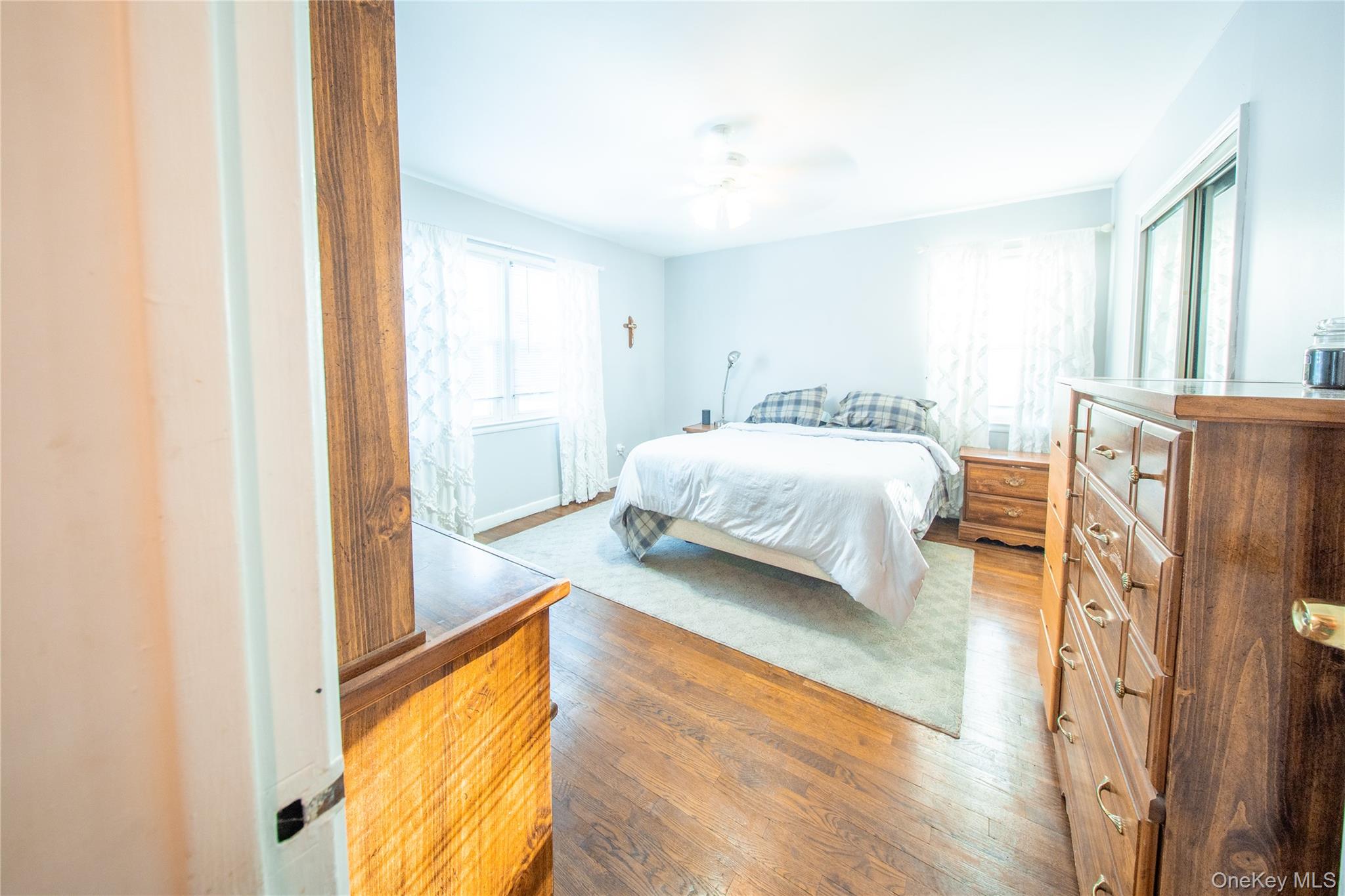 #14 photo, 41 Foxhill Road, Valhalla , NY 10595