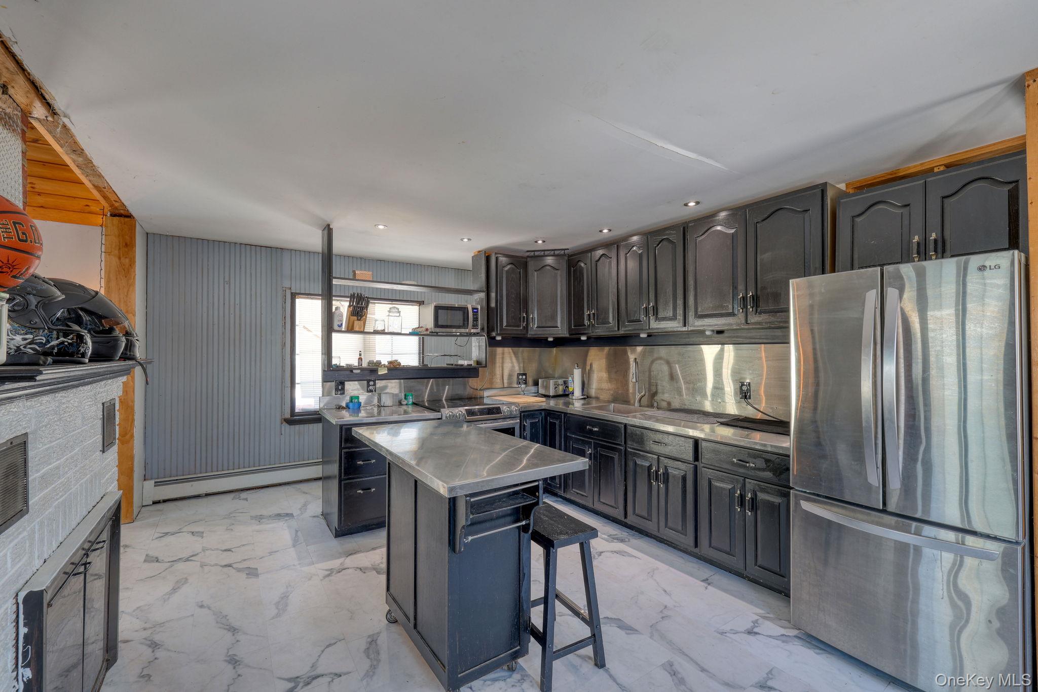 #3 photo, 29 Vans Terrace, Lake Katrine , NY 12449