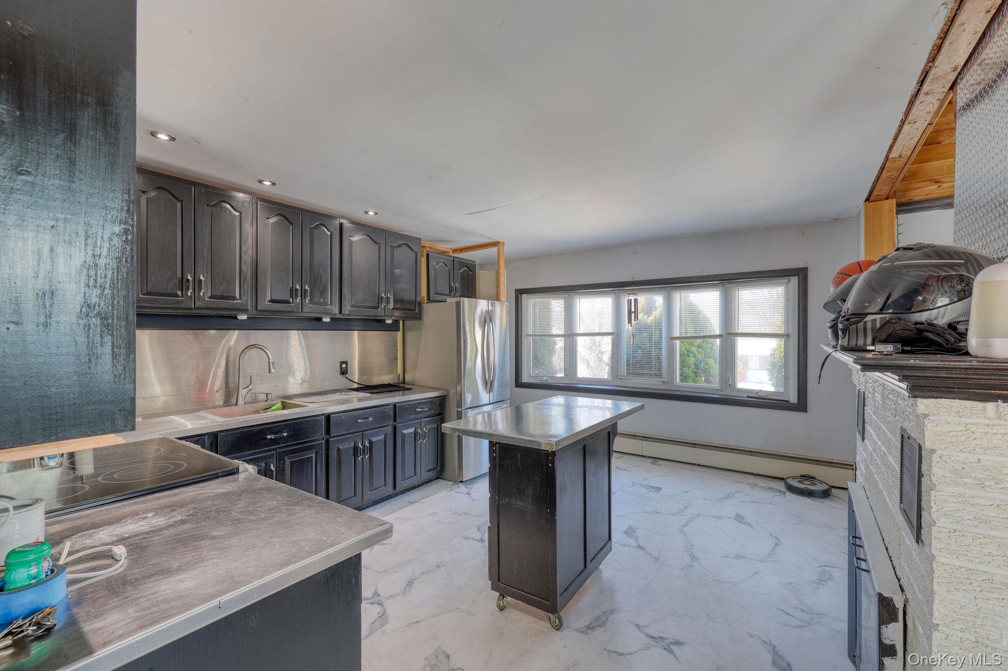 #4 photo, 29 Vans Terrace, Lake Katrine , NY 12449