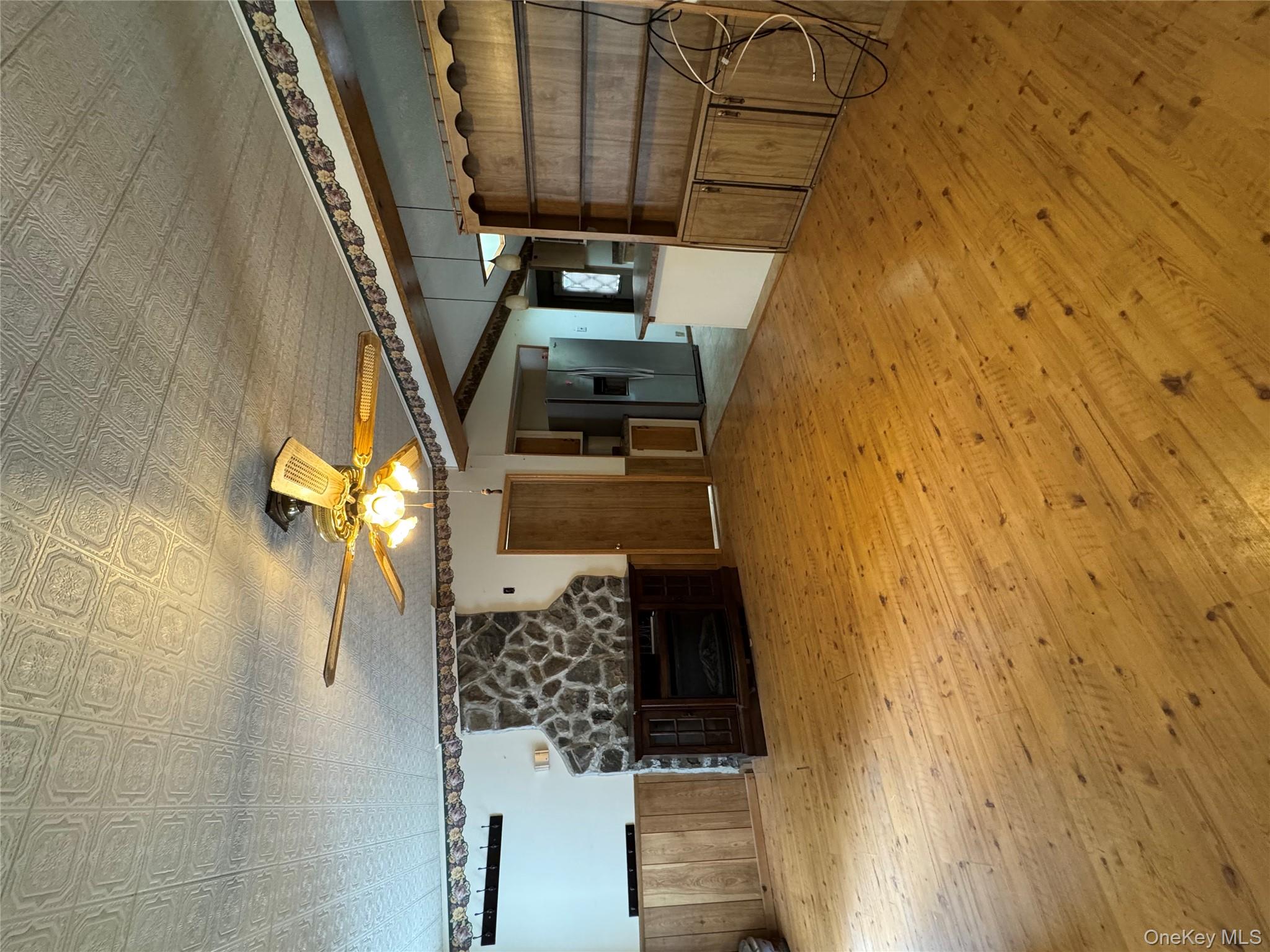 #4 photo, 12 Easy Street, Catskill , NY 12414