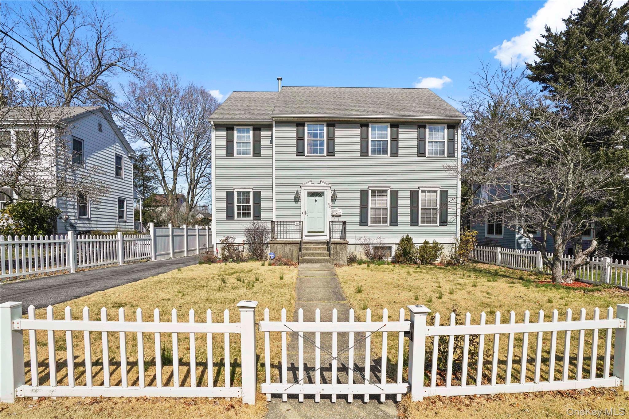 #1 photo, 102 Clinton Street, 뉴욕주 White Plains , NY 10603