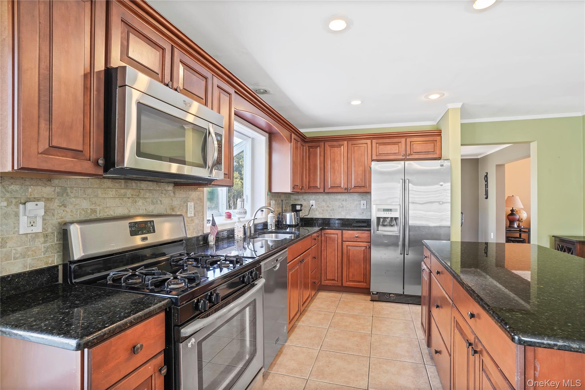 #11 photo, 102 Clinton Street, 뉴욕주 White Plains , NY 10603