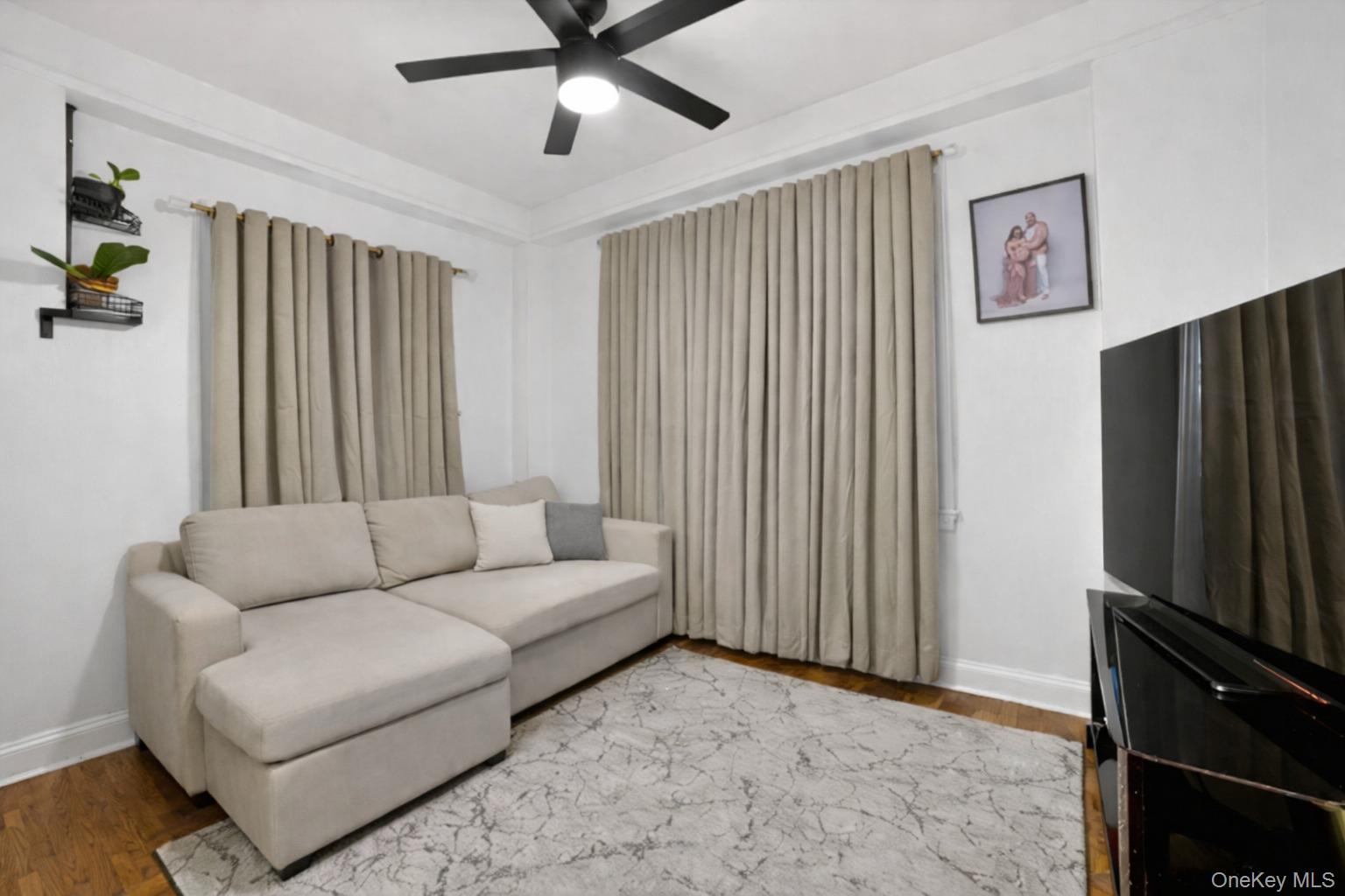 #6 photo, 251 Valentine Lane, 뉴욕주 Yonkers , NY 10705