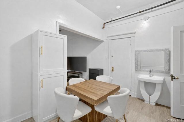 #9 photo, 251 Valentine Lane, 뉴욕주 Yonkers , NY 10705