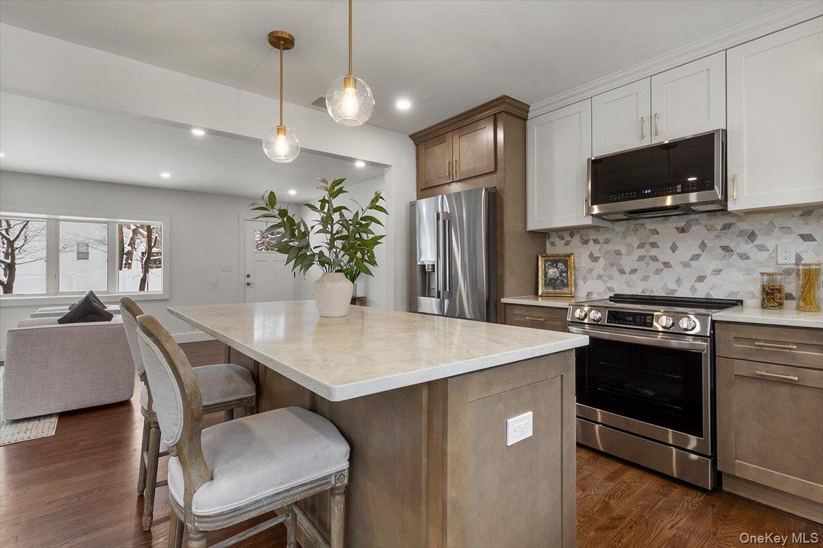 #10 photo, 331 Alta Vista Drive, Yonkers , NY 10710