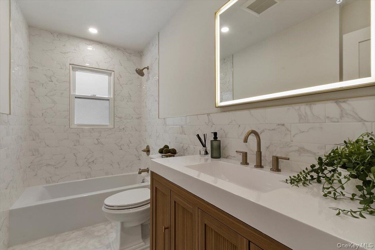 #12 photo, 331 Alta Vista Drive, Yonkers , NY 10710