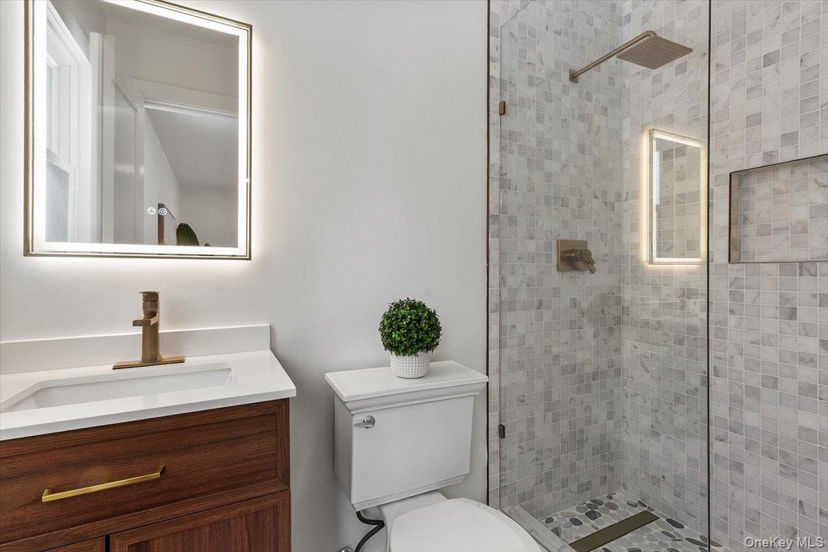 #17 photo, 331 Alta Vista Drive, Yonkers , NY 10710