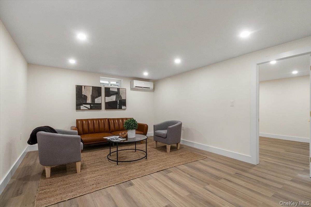 #18 photo, 331 Alta Vista Drive, Yonkers , NY 10710