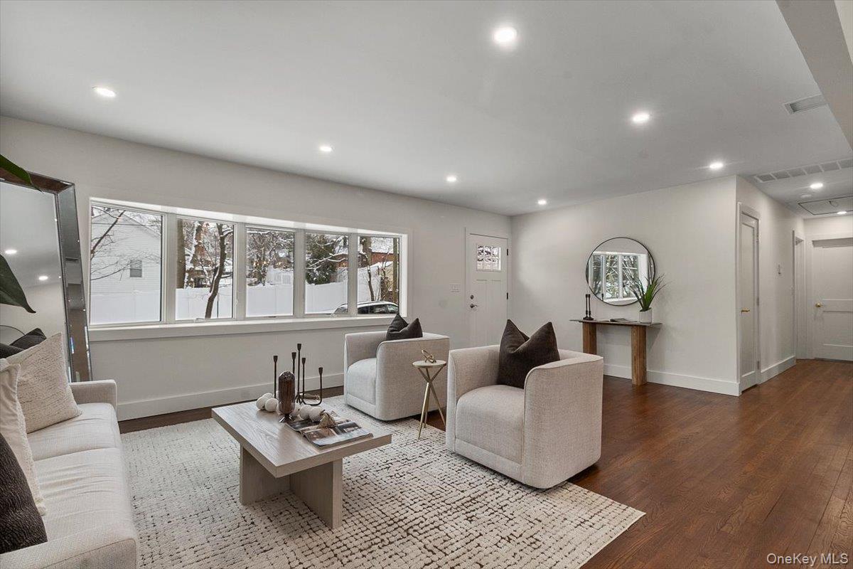 #6 photo, 331 Alta Vista Drive, Yonkers , NY 10710