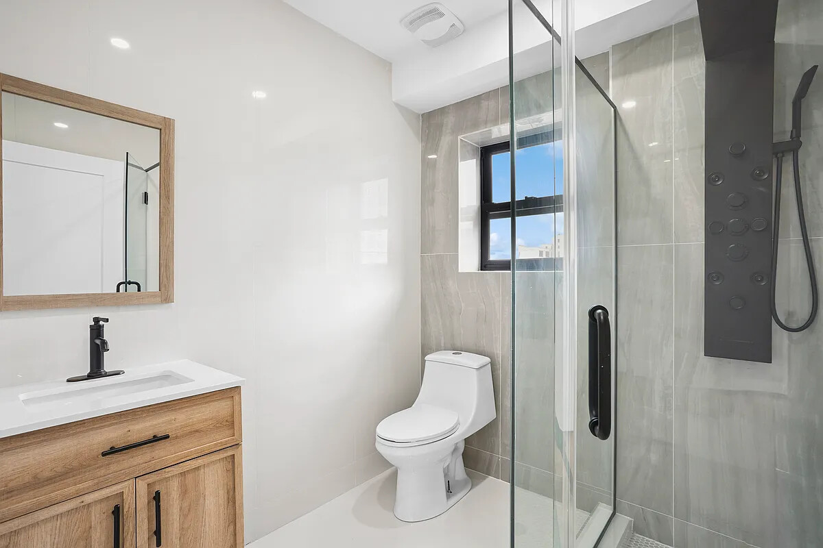 #6 photo, Brooklyn, 브루클린 Stuyvesant Heights , NY 11233