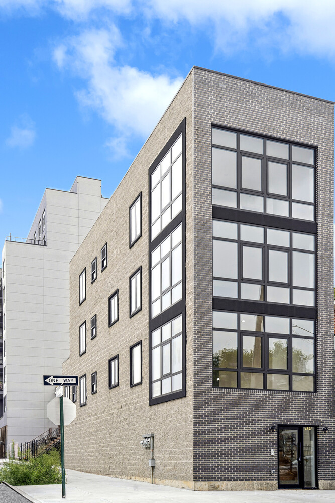 #6 photo, Brooklyn, 브루클린 Stuyvesant Heights , NY 11233