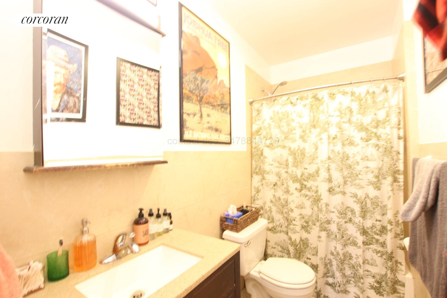 #13 photo, New York City, Lincoln Square , NY 10023