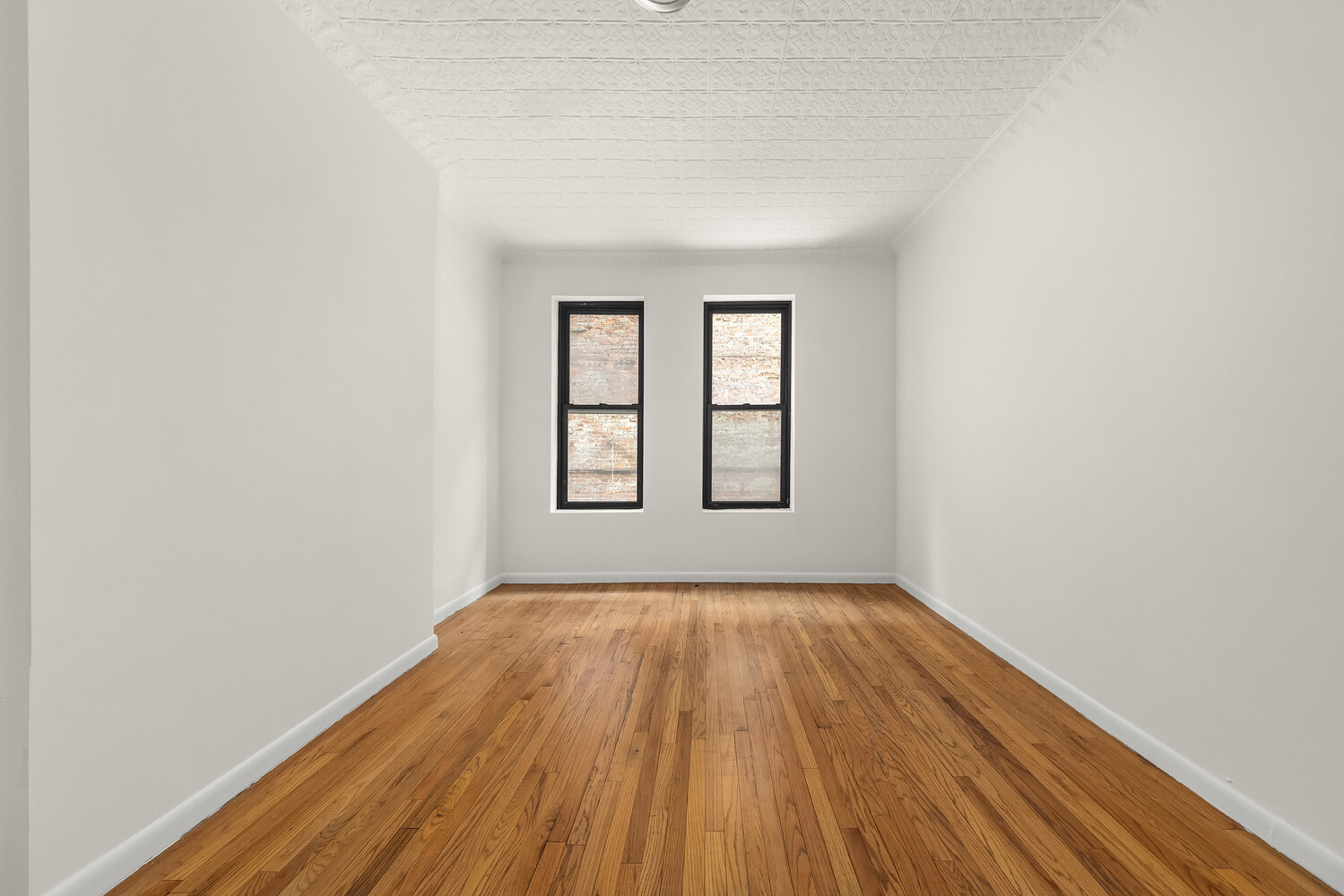 #3 photo, 332 E 77TH Street, 맨해튼 Lenox Hill , NY 10075