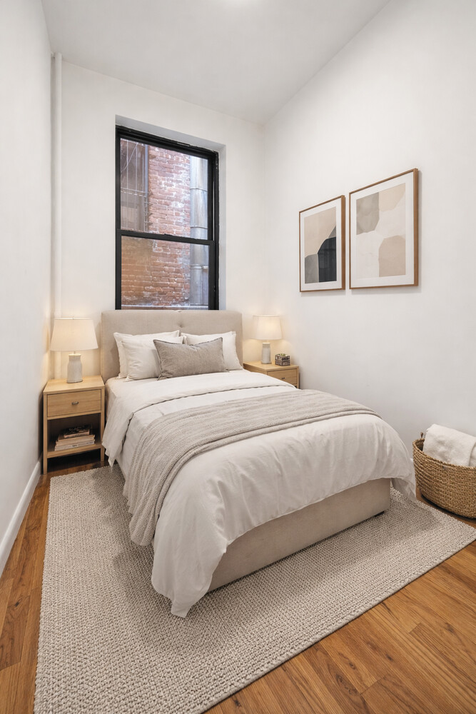 #8 photo, 332 E 77TH Street, 맨해튼 Lenox Hill , NY 10075