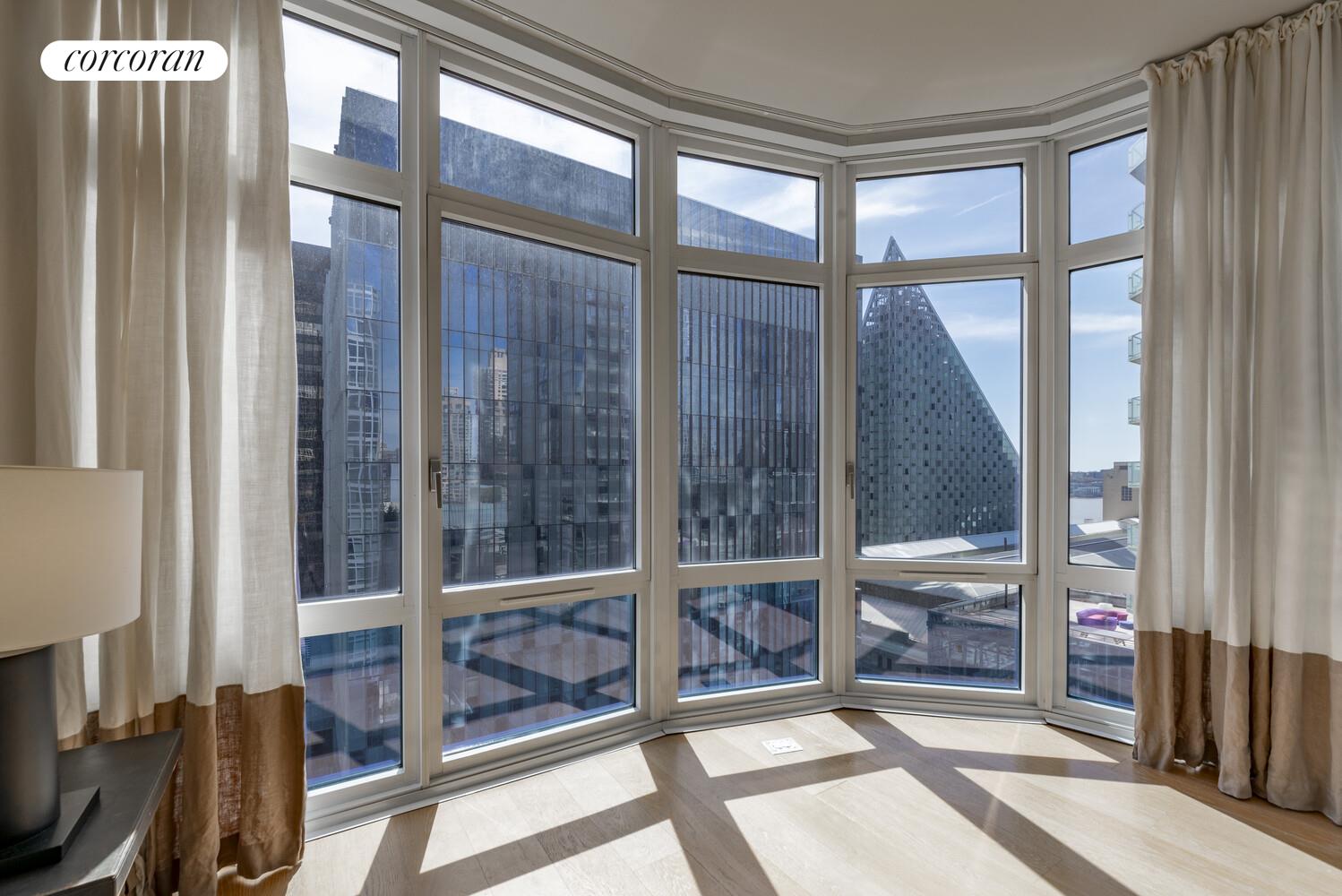 #6 photo, 555 W 59TH Street, ম্যানহাটন Lincoln Square , NY 10019